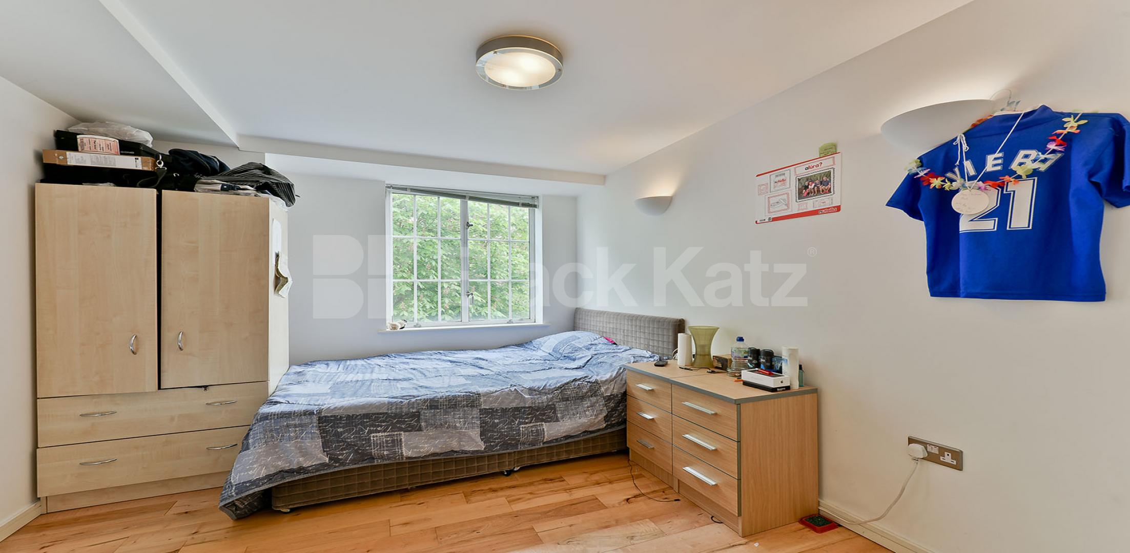 			NEW INSTRUCTION  , 2 Bedroom, 1 bath, 1 reception Apartment			 Artbrand Studios  Leathermarket street, London Bridge